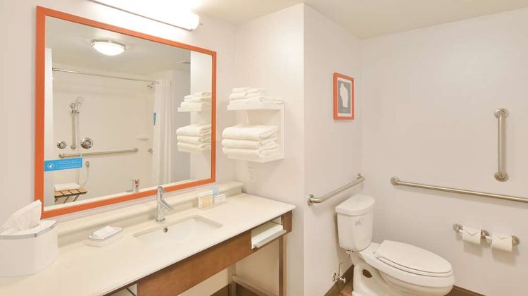 Hampton Inn & Suites Menomonie Room