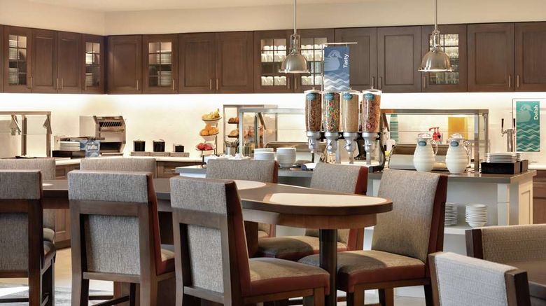 <b>Homewood Suites by Hilton Portland Airport Restaurant</b>. Images powered by <a href="https://iceportal.shijigroup.com/" title="IcePortal" target="_blank">IcePortal</a>.