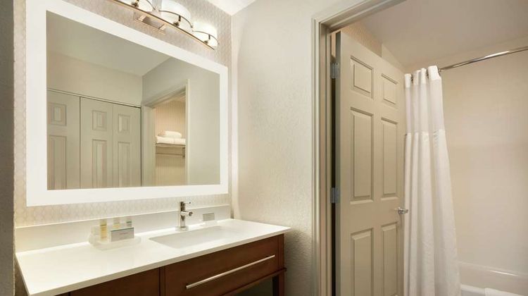 Homewood Suites by Hilton Portland Airport Room