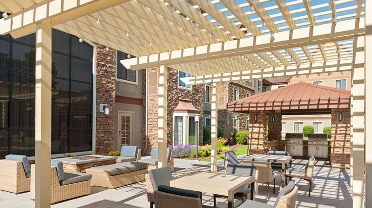 Homewood Suites by Hilton Portland Airport Exterior