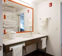 Hampton Inn & Suites St. George Room