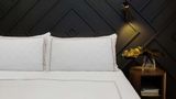 West Hotel Sydney, Curio Collection Room
