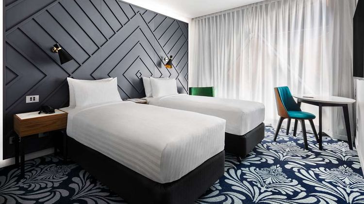 West Hotel Sydney, Curio Collection Room