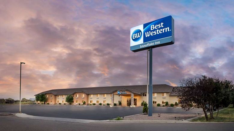 <b>Best Western Snowflake Inn Exterior</b>. Images powered by <a href="https://iceportal.shijigroup.com/" title="IcePortal" target="_blank">IcePortal</a>.