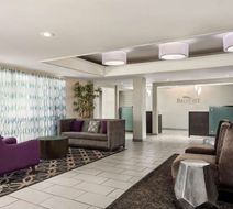 Baymont Inn & Suites Springfield I-44 Lobby