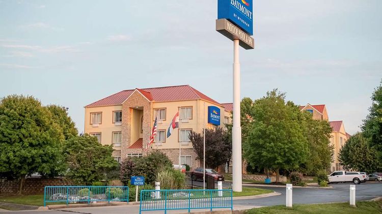 Baymont Inn & Suites Springfield I-44 Exterior