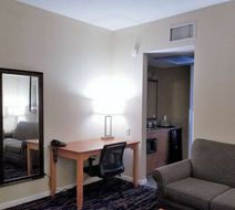 Baymont by Wyndham Indianapolis NW Room