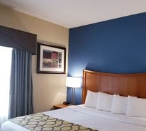 Baymont by Wyndham Indianapolis NW Room