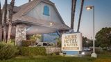 Azure Hotel & Suites Ontario Airport Exterior