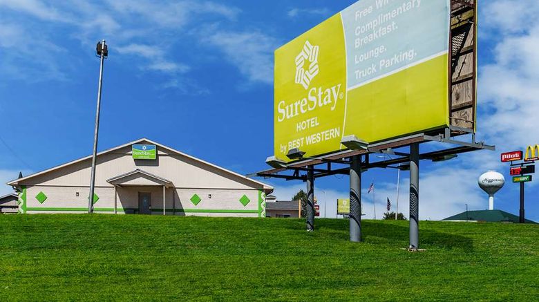 <b>SureStay By Best Western Higginsville Exterior</b>. Images powered by <a href="https://iceportal.shijigroup.com/" title="IcePortal" target="_blank">IcePortal</a>.