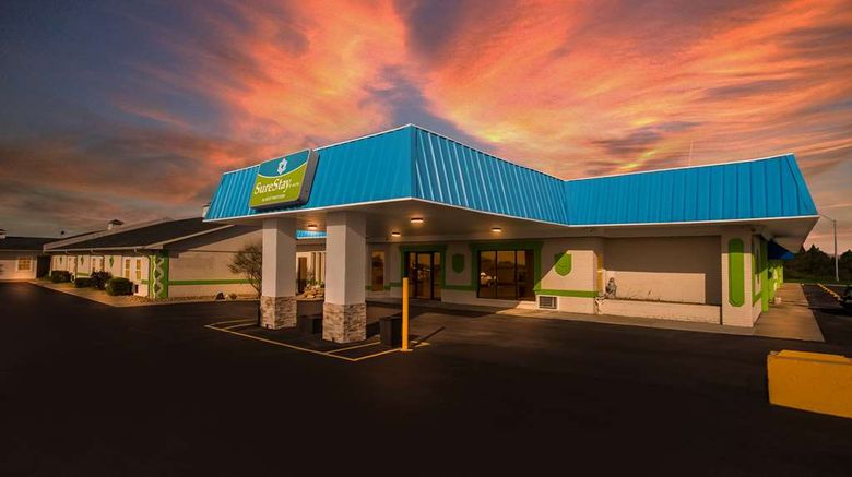 SureStay By Best Western Higginsville Exterior. Images powered by <a href="https://iceportal.shijigroup.com" target="_blank" rel="noopener">Ice Portal</a>.