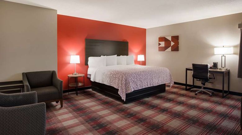 <b>SureStay By Best Western Higginsville Room</b>. Images powered by <a href="https://iceportal.shijigroup.com/" title="IcePortal" target="_blank">IcePortal</a>.