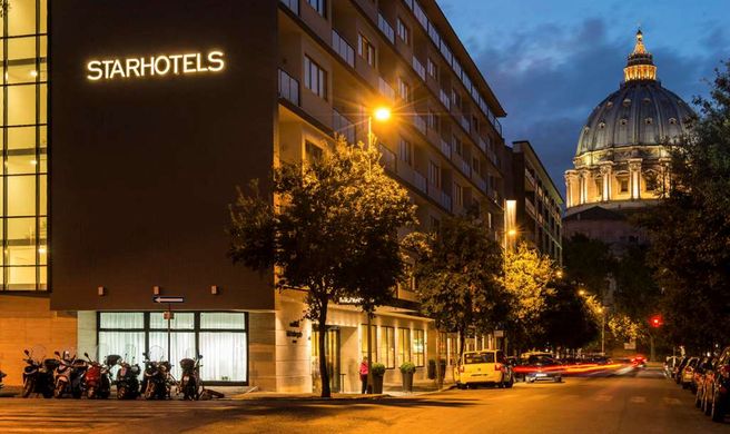 Starhotels Michelangelo Exterior