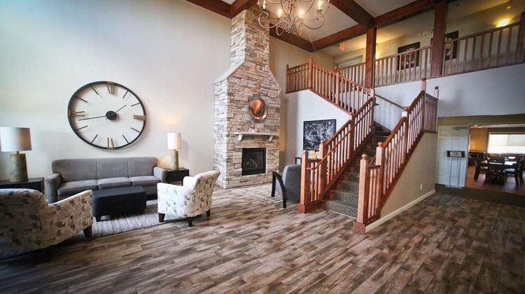 GrandStay Hotel & Suites Perham Lobby