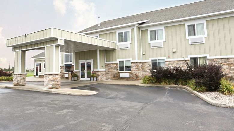 GrandStay Hotel  and  Suites Perham Exterior. Images powered by <a href="https://iceportal.shijigroup.com" target="_blank" rel="noopener">Ice Portal</a>.