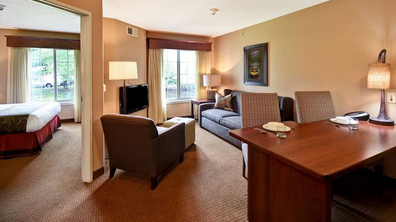 <b>GrandStay Hotel & Suites Suite</b>. Images powered by <a href="https://iceportal.shijigroup.com/" title="IcePortal" target="_blank">IcePortal</a>.