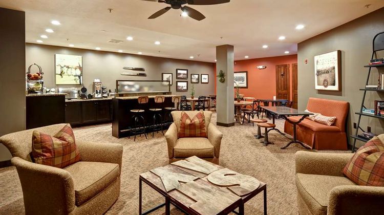 GrandStay Hotel & Suites Restaurant