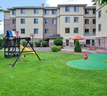 GrandStay Hotel & Suites Exterior
