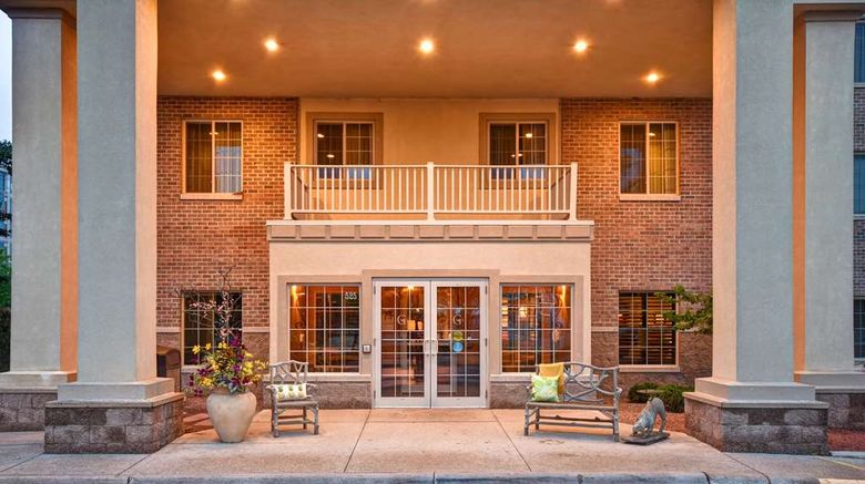 <b>GrandStay Hotel & Suites Exterior</b>. Images powered by <a href="https://iceportal.shijigroup.com/" title="IcePortal" target="_blank">IcePortal</a>.