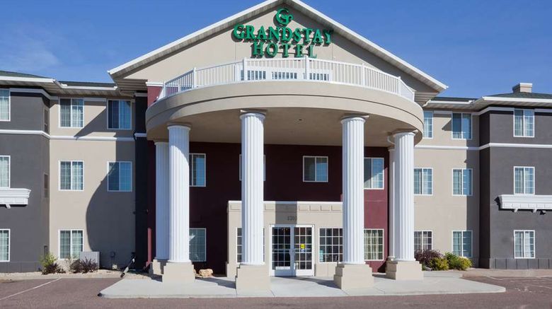 <b>GrandStay Residential Suites Exterior</b>. Images powered by <a href="https://iceportal.shijigroup.com/" title="IcePortal" target="_blank">IcePortal</a>.