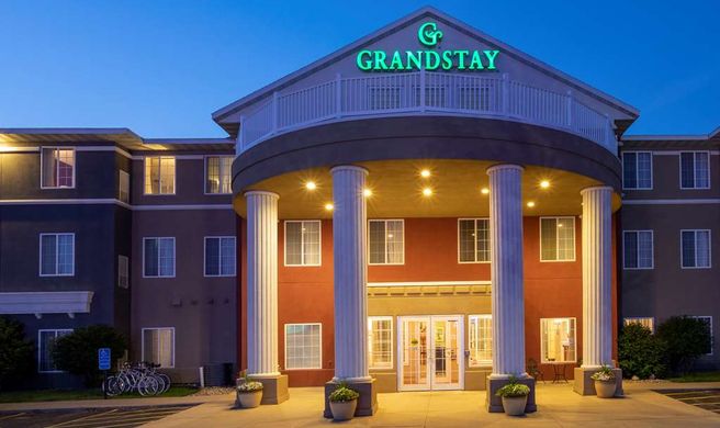 GrandStay Hotel & Suites Ames Exterior