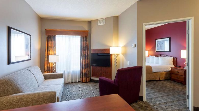 <b>GrandStay Hotel & Suites Ames Room</b>. Images powered by <a href="https://iceportal.shijigroup.com/" title="IcePortal" target="_blank">IcePortal</a>.