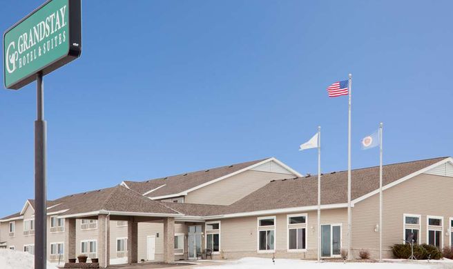 GrandStay Hotel & Suites Waseca Exterior