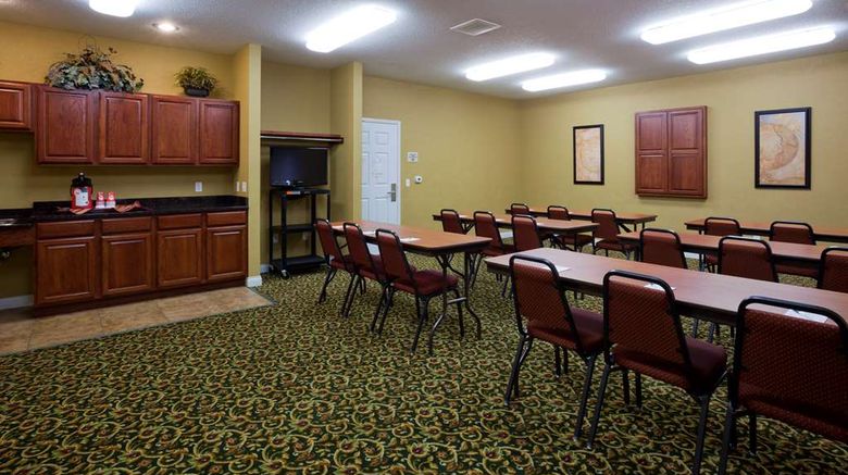 <b>GrandStay Residential Suites Meeting</b>. Images powered by <a href="https://iceportal.shijigroup.com/" title="IcePortal" target="_blank">IcePortal</a>.