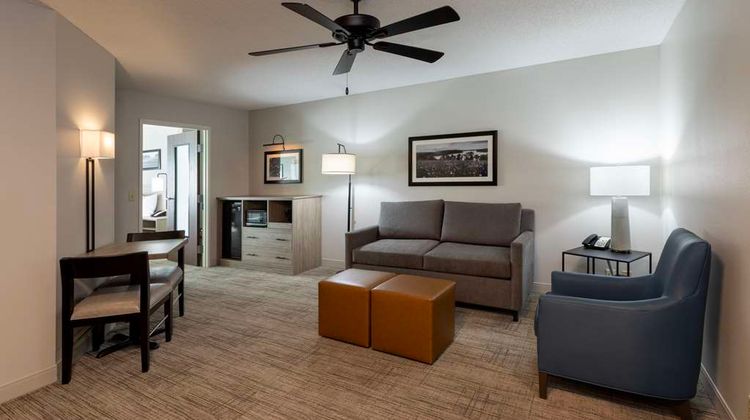 GrandStay Inn & Suites Cambridge Suite