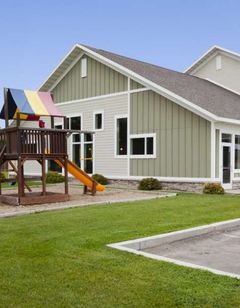 GrandStay Hotel & Suites Pipestone