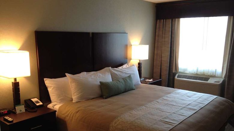 <b>GrandStay Hotel & Suites Glenwood Suite</b>. Images powered by <a href="https://iceportal.shijigroup.com/" title="IcePortal" target="_blank">IcePortal</a>.