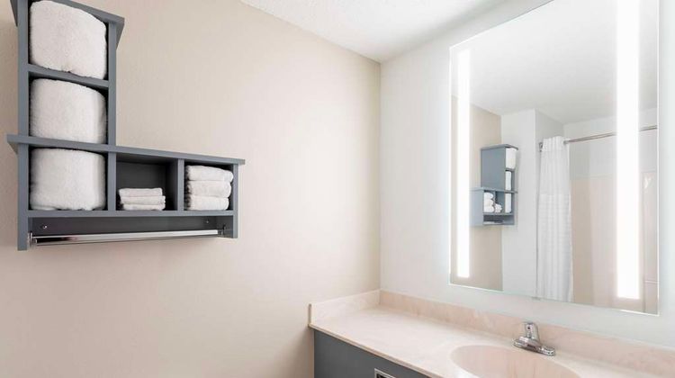 GrandStay Hotel & Conf Apple Valley Room
