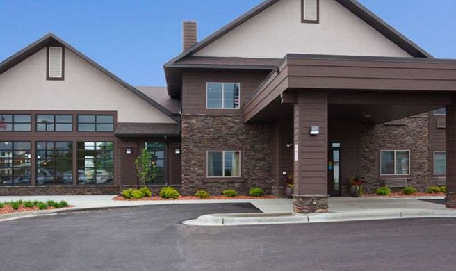 Grandstay Hotel & Suites Exterior