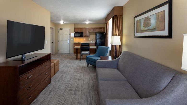 <b>Grandstay Hotel & Suites Suite</b>. Images powered by <a href="https://iceportal.shijigroup.com/" title="IcePortal" target="_blank">IcePortal</a>.
