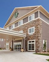 GrandStay Hotel & Suites Valley City