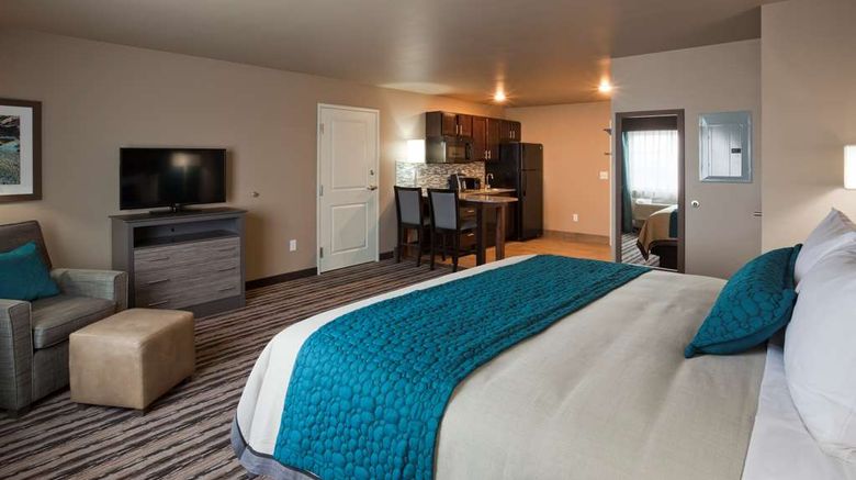 <b>GrandStay Hotel & Suites Valley City Suite</b>. Images powered by <a href="https://iceportal.shijigroup.com/" title="IcePortal" target="_blank">IcePortal</a>.