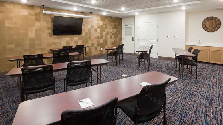 <b>GrandStay Hotel & Suites Cannon Falls Meeting</b>. Images powered by <a href="https://iceportal.shijigroup.com/" title="IcePortal" target="_blank">IcePortal</a>.
