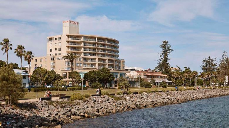 <b>Rydges Port Macquarie Exterior</b>. Images powered by <a href="https://iceportal.shijigroup.com/" title="IcePortal" target="_blank">IcePortal</a>.