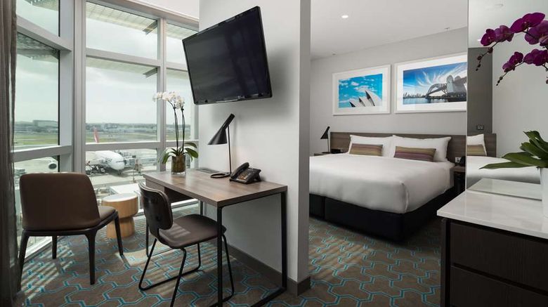 <b>Rydges Sydney Airport Hotel Suite</b>. Images powered by <a href="https://iceportal.shijigroup.com/" title="IcePortal" target="_blank">IcePortal</a>.