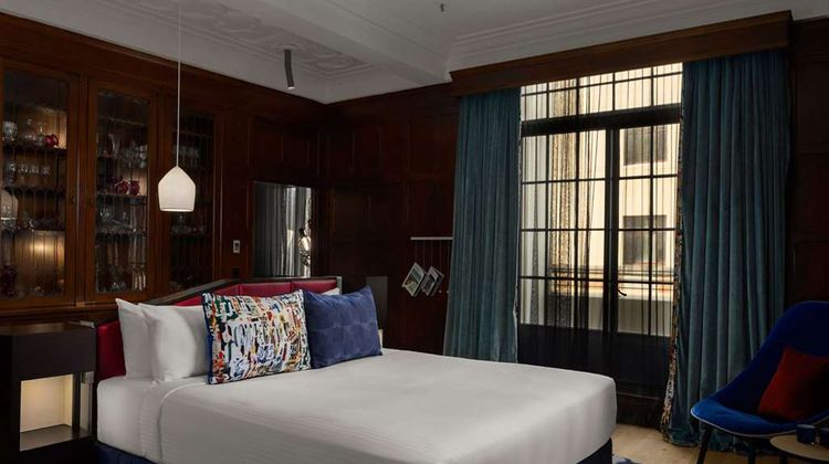 QT Sydney Suite