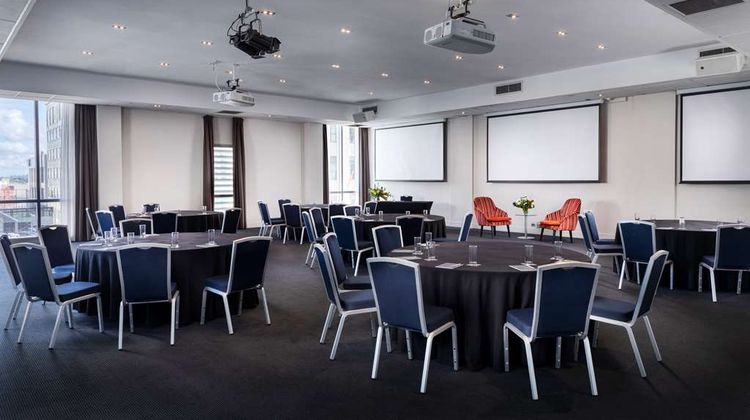 Rydges Auckland Meeting