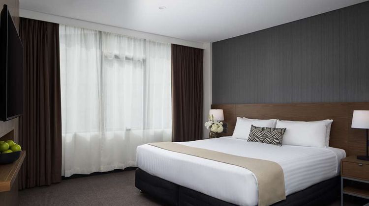 Rydges Camperdown Suite