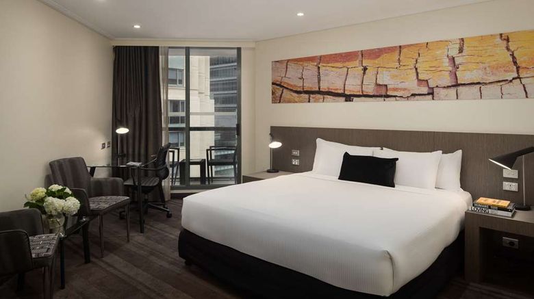<b>Rydges World Square Sydney Room</b>. Images powered by <a href="https://iceportal.shijigroup.com/" title="IcePortal" target="_blank">IcePortal</a>.