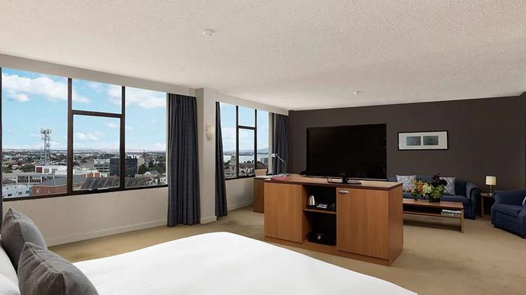 Rydges Geelong Suite