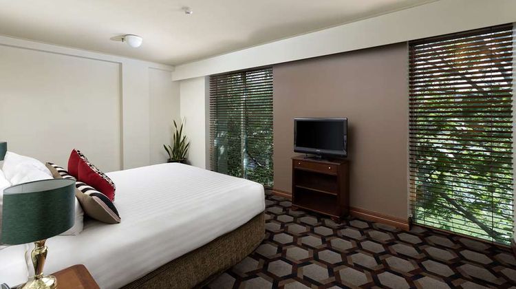 Rydges Capital Hill Suite