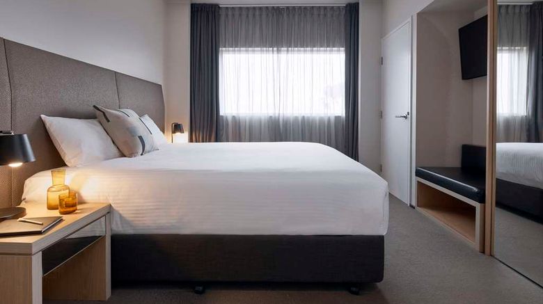 <b>Atura Dandenong Suite</b>. Images powered by <a href="https://iceportal.shijigroup.com/" title="IcePortal" target="_blank">IcePortal</a>.