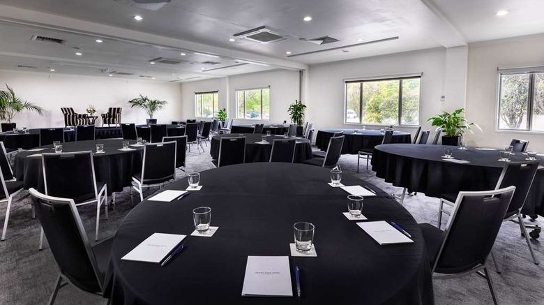 <b>Arawa Park Hotel Rotorua Meeting</b>. Images powered by <a href="https://iceportal.shijigroup.com/" title="IcePortal" target="_blank">IcePortal</a>.
