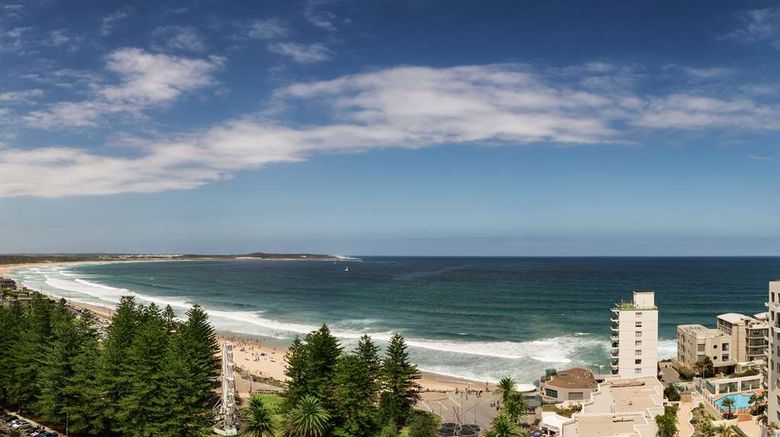 <b>Cronulla Beach Side Beach</b>. Images powered by <a href="https://iceportal.shijigroup.com/" title="IcePortal" target="_blank">IcePortal</a>.
