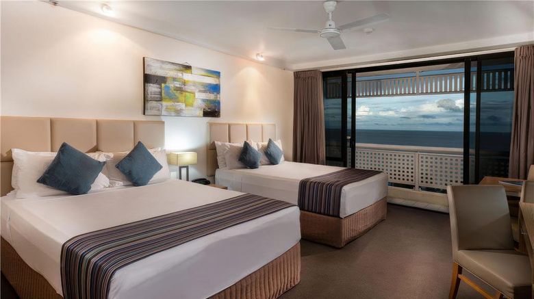 <b>Rydges Esplanade Resort Cairns Room</b>. Images powered by <a href="https://iceportal.shijigroup.com/" title="IcePortal" target="_blank">IcePortal</a>.
