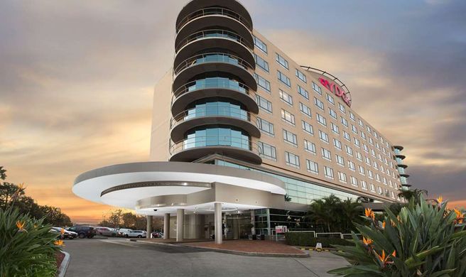Rydges Parramatta Exterior